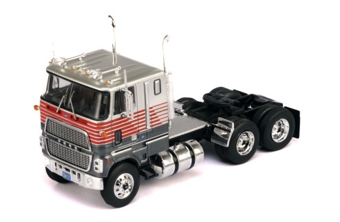 FORD CL 9000 1976 Silver and Grey with Red Stripes