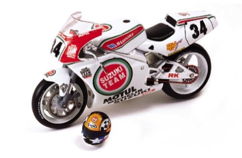 Suzuki RGV500 Kevin SchwanTZ World Champion 1993