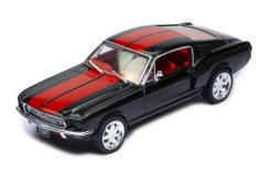 FORD Mustang Fastback 1967 Black and Red
