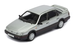 VOLKSWAGEN PASSAT GT 1988 Silver