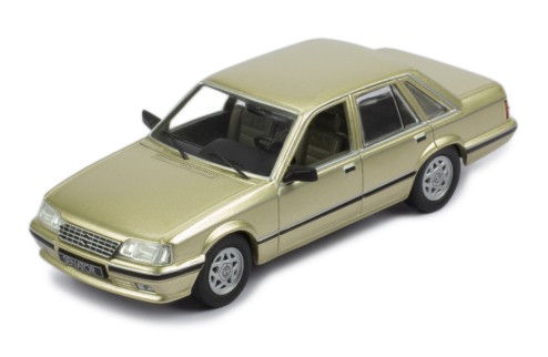 OPEL SENATOR A2 1983 Metallic Champagne