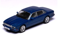 JAGUAR XJ8 (X308) 1998 Metallic Blue
