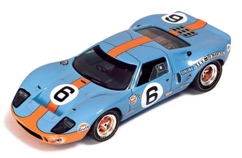 FORD GT40 "GULF"  J.ICKX-J.OLIVER #6 winner LE MANS 1969