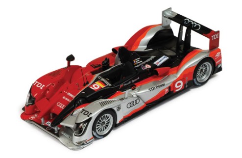 Audi R15 TDI #9 M. Rockenfeller - T. Bernhard - R. Dumas Winner LMP1 Le Mans 2010