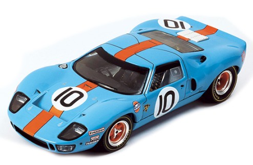 FORD GT40 "Gulf" P.Hawkinks-D.Hobbs #10 Le Mans 1968