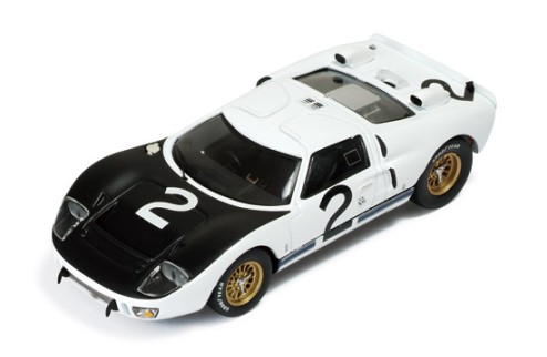 Ford MKII #2 K. Miles-B. McLaren-C. Amon-L. Bianchi Essais Le Mans (Avril) 1966