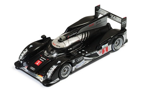 Audi R18 TDI #1 T. Bernard - R. Dumas - M. Rockenfeller LMP1 Le Mans 2011