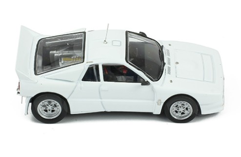 LANCIA 037 RALLY EVO 1985 Rally Spec - All white  (2 set of wheels and tyres)