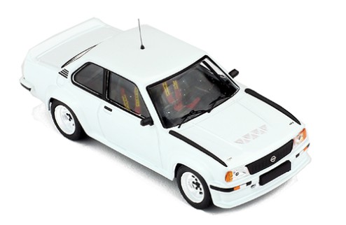 OPEL ASCONA 400 1981Rally Spec (2 set of wheels and tyres) - All white
