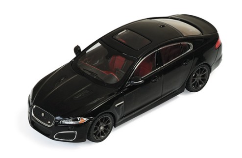 Jaguar XFR 2010 Black Metallic - Ivory & Red interior