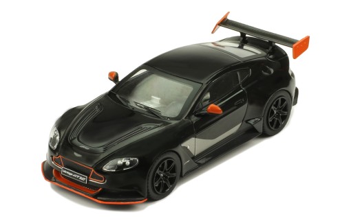 ASTON MARTIN Vantage GT12 2015
