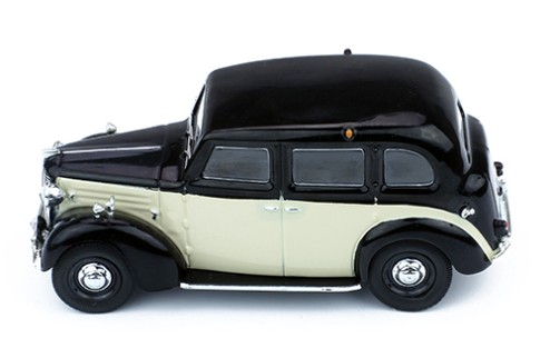 AUSTIN FX3 1954 Black and Beige