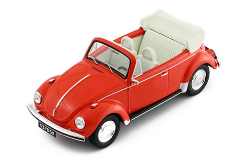VOLKSWAGEN SUPER BEETLE 1973 CONVERTIBLE RED