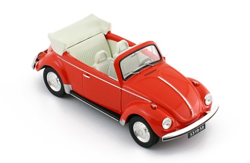 VOLKSWAGEN SUPER BEETLE 1973 CONVERTIBLE RED