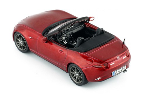 MAZDA MX5 2016 red
