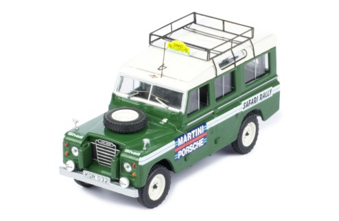 LAND ROVER Series II 109 Safari Rally Assistance 1978