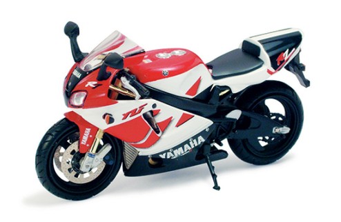 Yamaha R7 750 1999 Red