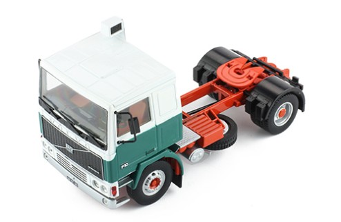 VOLVO - F10 1983 WHITE, GREEN AND RED