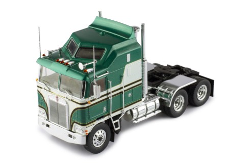 KENWORTH K100 Aerodyne  1976 Green with stripes