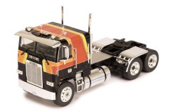 Freightliner FLA - 1993 Black and Orange 