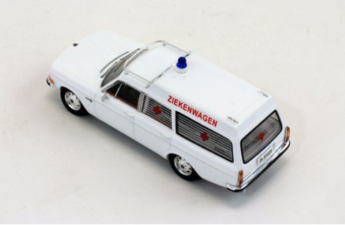Volvo 145 Express - Dutch Ambulance - 1969