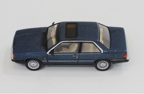 VOLVO 780 Bertone - Dark Blue - 1987