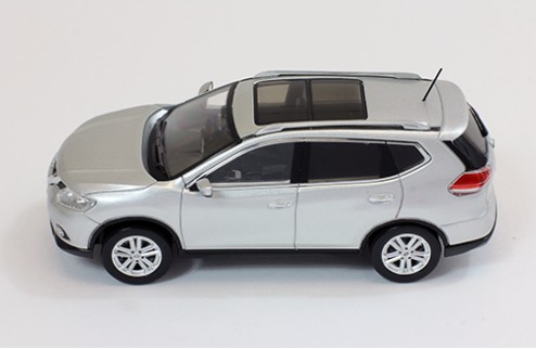 NISSAN X-Trail - Silver - 2014